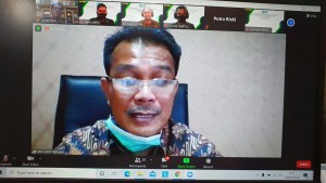 Dr. Refnaldi, S.Pd.,M.Litt selaku Wakil Rektor 1 Universitas Negeri Padang